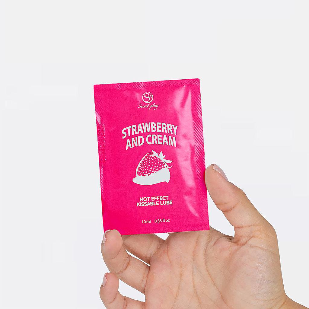 STRAWBERRY &amp; CREAM - HOT EFFECT KISSABLE LUBRICANT SACHET  - PACK 100 UNITS Cod. 3610Z